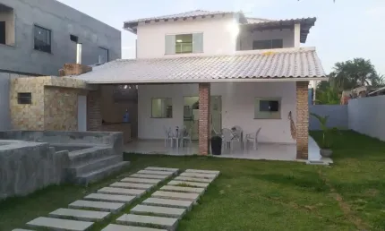 Casa duplex à venda a 300 metros da praia – Mar do Norte, Ilhéus/BA