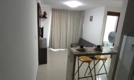 Flat com Vista Mar em Intermares – 2 Dormitórios, Varanda e Piscina! R$ 450 Mil