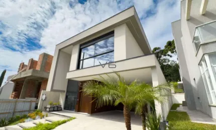 Casa à venda no bairro Santa Felicidade - Curitiba/PR