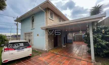 Casa padrão com 4 quartos, 211 m² privativos, no jardim botânico, curitiba - pr.