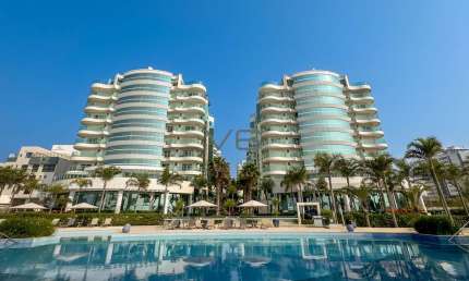 Apartamento Garden, com 3 suítes, 394 m² privativos, 4 vagas de garagem, na Praia Brava, Itajaí - SC.