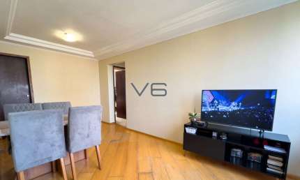 Apartamento Padrão com 2 quartos, 62 m² privativos, 1 vaga de garagem, no Cristo Rei, Curitiba - PR.