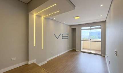 Apartamento Padrão com 3 quartos, 1 vaga de garagem, 94 m² privativos, no Cristo Rei, Curitiba - PR.