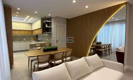 Apartamento Alto Padrão, com 106 m² privativos, 3 quartos, 2 vagas de garagem, no Alto da XV, Curitiba - PR.