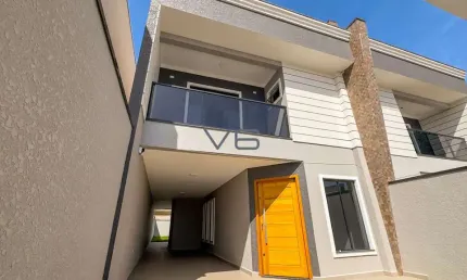 Casa Sobrado com 3 quartos, 153 m² privativos, 2 vagas de garagem, no Costeira, Araucária - PR.