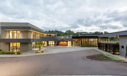 Terreno em condomínio com 303m² privativos, no barigui, curitiba - pr.