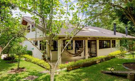 Casa em condomínio fechado com 3 quartos à venda na Rua Inácio Wichnewski, 961, Orleans, Curitiba, 400 m2 por R$ 2.850.000