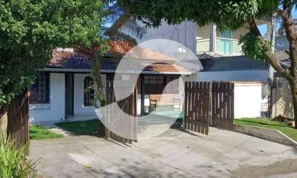 Casa Linear em Rua arborizada e bucólica em ITAIPU!!!