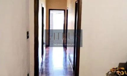 Casa Espaçosa com 4 Quartos e Área Gourmet – Ótima Localização!