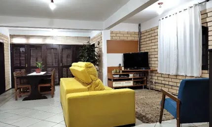 Casa plana averbada com 3 quartos no bairro Costa e Silva