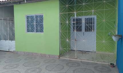 EXCELENTE CASA NO NOVO JARDIM, CIDADE UNIVERSITÁRIA, COM 4 QUARTOS.