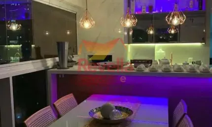 Apartamento à venda de 2 dorm 2 vagas no anália franco