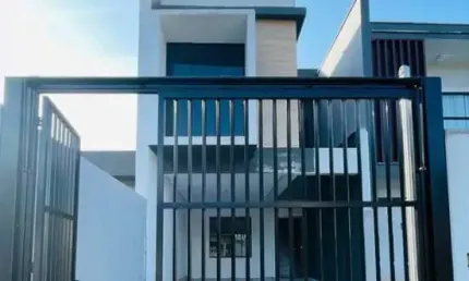 Sobrado Geminado para Venda em Joinville, Iririu, 3 dormitórios, 1 suíte, 3 banheiros, 2 vagas