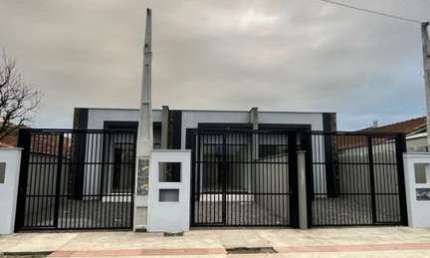 Casa Geminada para Venda em Joinville, Jardim Paraíso, 2 dormitórios, 1 banheiro, 1 vaga