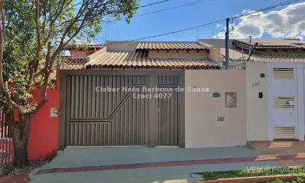 Casa com 2 quartos à venda na Rua Apucarana, 142, Bairro Seminário, Campo Grande