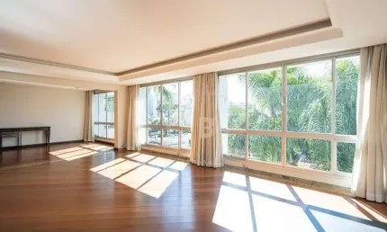 Apartamento à venda no Cabral com 384 m² privativos