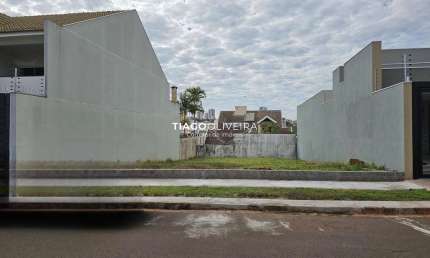 VENDA - Seu Endereço de Prestígio em Maringá: Terreno Exclusivo no Jd. Monções