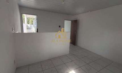 Kitnet / Stúdio para alugar na Rua Dois Irmãos, 128, Campo Redondo, São Pedro da Aldeia