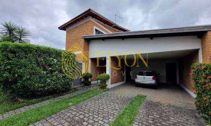 Casa com 3 quartos para alugar na Vila Paraiba, Guaratinguetá 