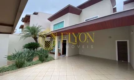 Casa Alto Padrão em Portal das Colinas, Guaratinguetá/SP