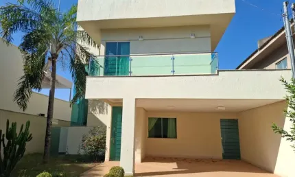 Lindo sobrado aluguel condomínio próximo ao flamboyant