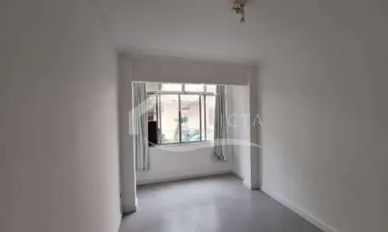 Apartamento com 1 quarto à venda na Rua Figueiredo Magalhães, Copacabana, Rio de Janeiro, 38 m2 por R$ 495.000