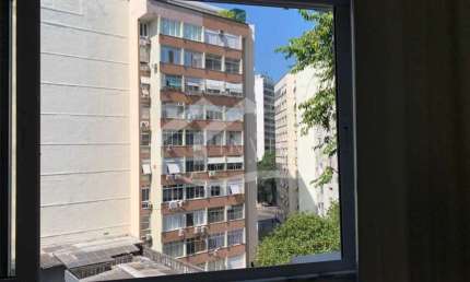 Kitnet / Stúdio à venda na Rua Saint Roman, Copacabana, Rio de Janeiro, 30 m2 por R$ 490.000
