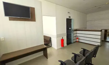 Sala comercial para alugar na Rua Cipriano Tavares, 123, Centro, Osasco