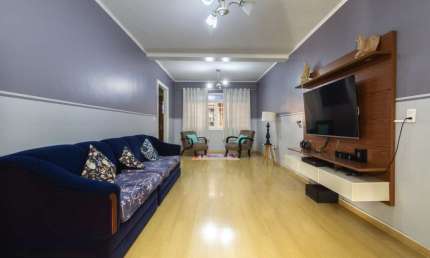 Sobrado para venda com 4 quartos, sendo 2 suítes, 164m²
