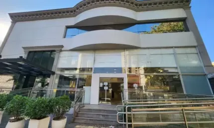 Ponto comercial para alugar na Rua Clélia, 910, Vila Romana, São Paulo