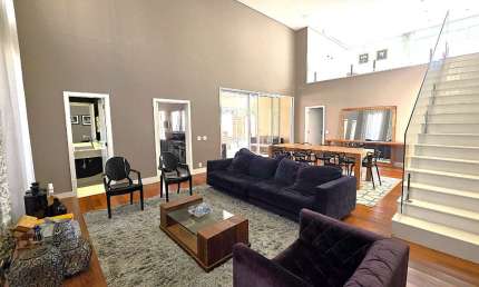 Casa em condomínio para locação em Parque dos Príncipes com 3 quartos, sendo 3 suítes, 274m²