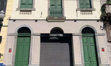 Barracão / Galpão / Depósito para alugar na Rua do Comércio, 129/131, Centro, Santos