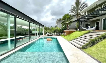 Casa com 4 dormitórios à venda, 463 m² por R$ 5.379.000,00 - Parque das Artes - Embu das Artes/SP