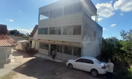 Casa em condomínio fechado com 4 quartos à venda no Perocão, Guarapari 