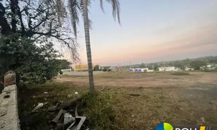 Terreno à venda na Avenida Coronel Antônio Estanislau do Amaral, Itaici, Indaiatuba