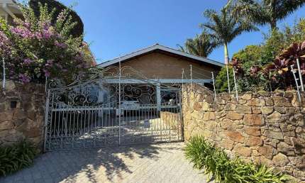 Casa para Venda em Atibaia, Jardim Itaperi, 3 dormitórios, 1 suíte, 1 vaga