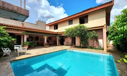 Casa sobrado de 422m² com 04 suítes à venda - Alto da Boa Vista - Comercial e Residencial