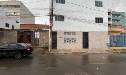 Apartamento com 2 quartos para alugar na  Quadra 2 Conjunto B, 19, Varjão, Brasília