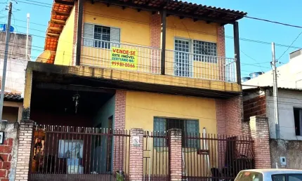 Sobrado  com 4 Quartos a  Venda Varjão /DF-  Escriturado.