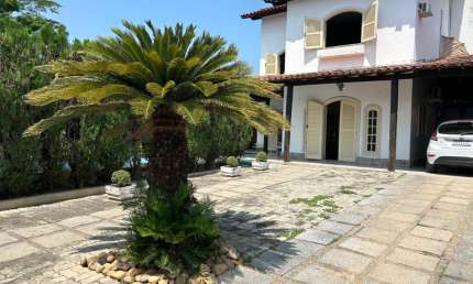 Casa com 4 quartos à venda em Itaipu, Niterói 