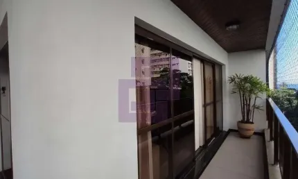 Apartamento à venda no bairro Pitangueiras em Guarujá/SP