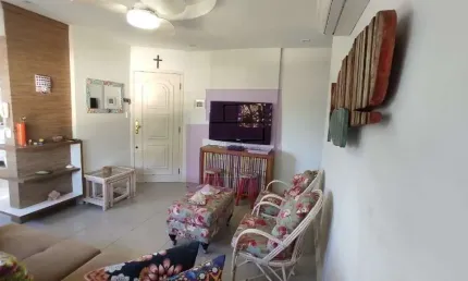 Apartamento à venda no bairro Jardim Las Palmas em Guarujá/SP