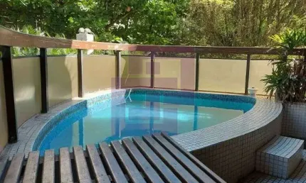 Apartamento à venda no bairro Pitangueiras em Guarujá/SP