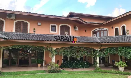 Casa com 5 Suítes, Piscina e Espaço Gourmet – Pronta para Morar!