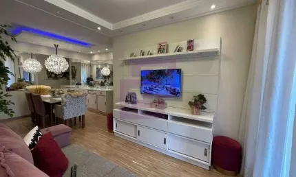 Apartamento à venda no bairro Jardim Las Palmas em Guarujá/SP