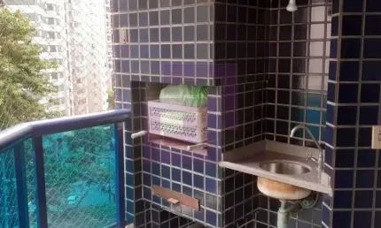Apartamento à venda no bairro Pitangueiras em Guarujá/SP