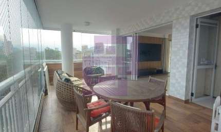 Apartamento para alugar no bairro Vila Alzira em Guarujá/SP