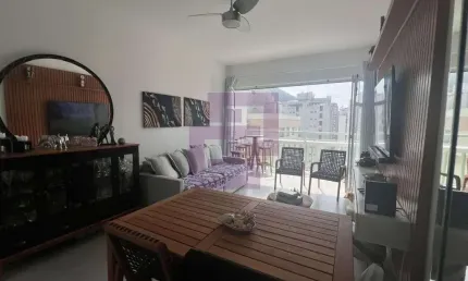 Apartamento à venda no bairro Pitangueiras em Guarujá/SP