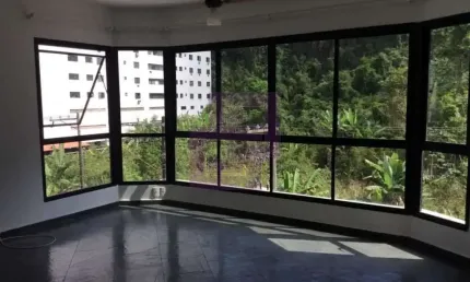 Apartamento à venda no bairro Pitangueiras em Guarujá/SP