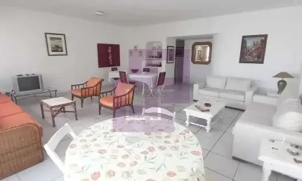 Apartamento à venda no bairro Pitangueiras em Guarujá/SP